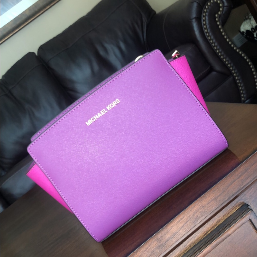 Michael Kors Crossbody Purse